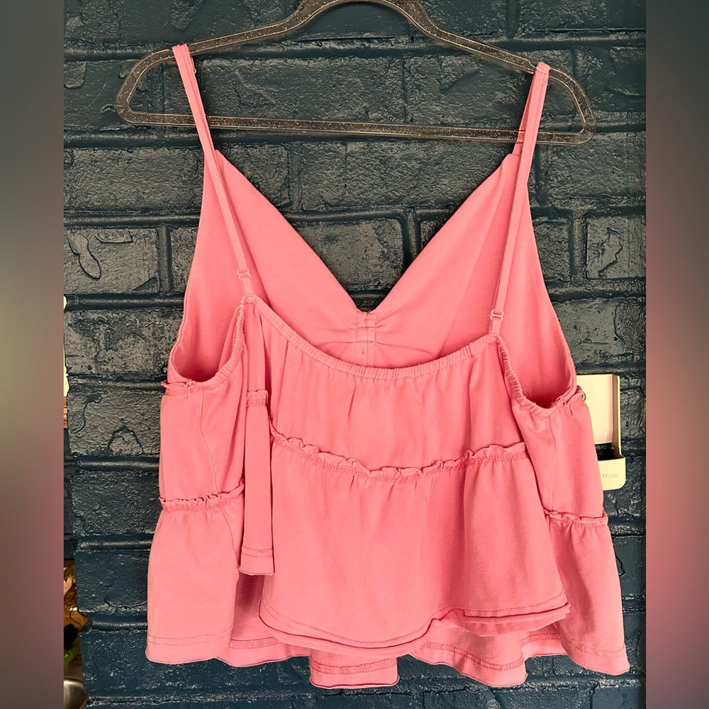 Chelsea &‎ Violet Pink Tank with Button Accents - Picture 3 of 8